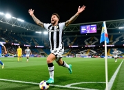 乌迪内斯取得重要胜利，积分榜升至前列位置