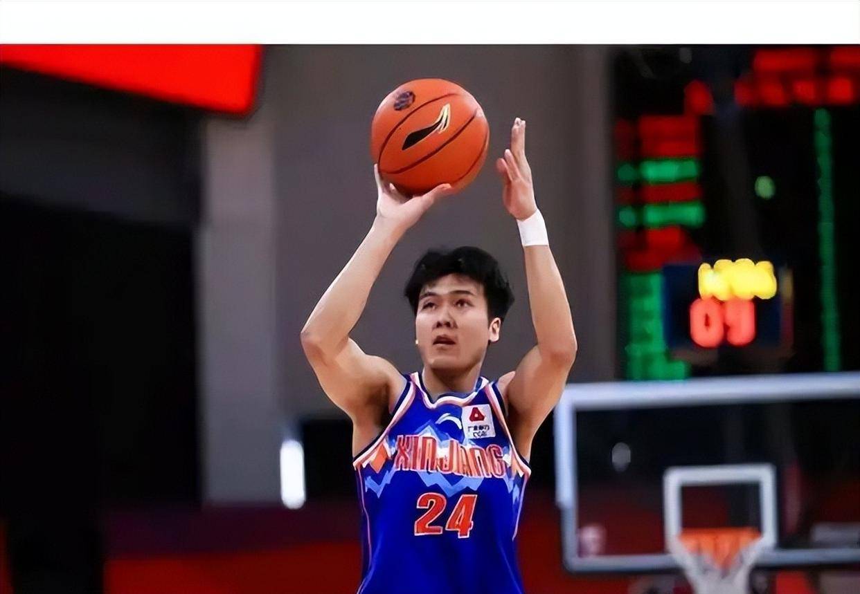 八戒体育-黄荣奇15分广东胜福建孙铭徽16+18广厦胜四川(孙铭徽球员个人简介)
