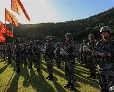 东部战区：豪强激战纠结之战即将展开(东部战区枕戈待旦微视频)